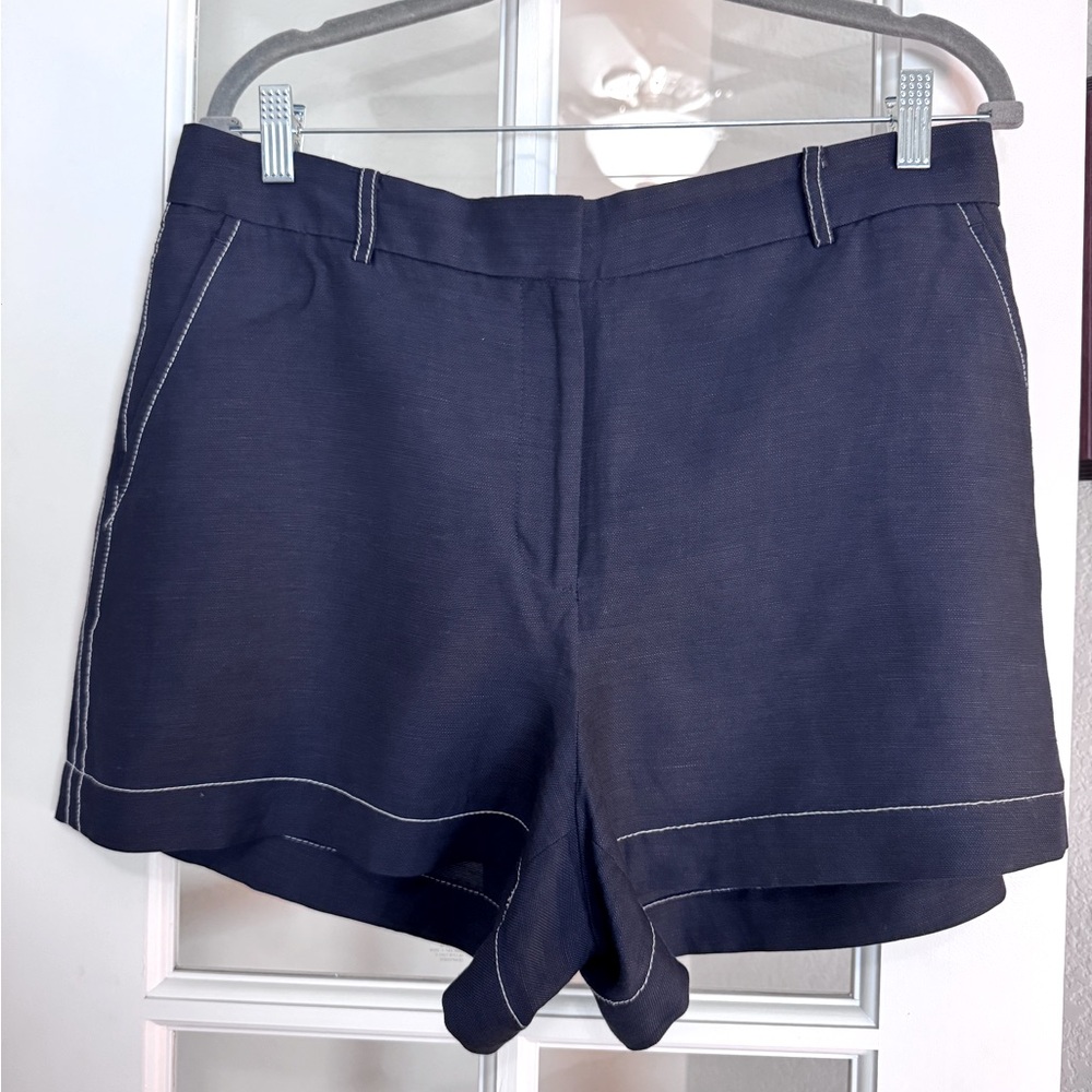 EUC Ann Taylor Contrast stitch Navy Women's Shorts Size 12